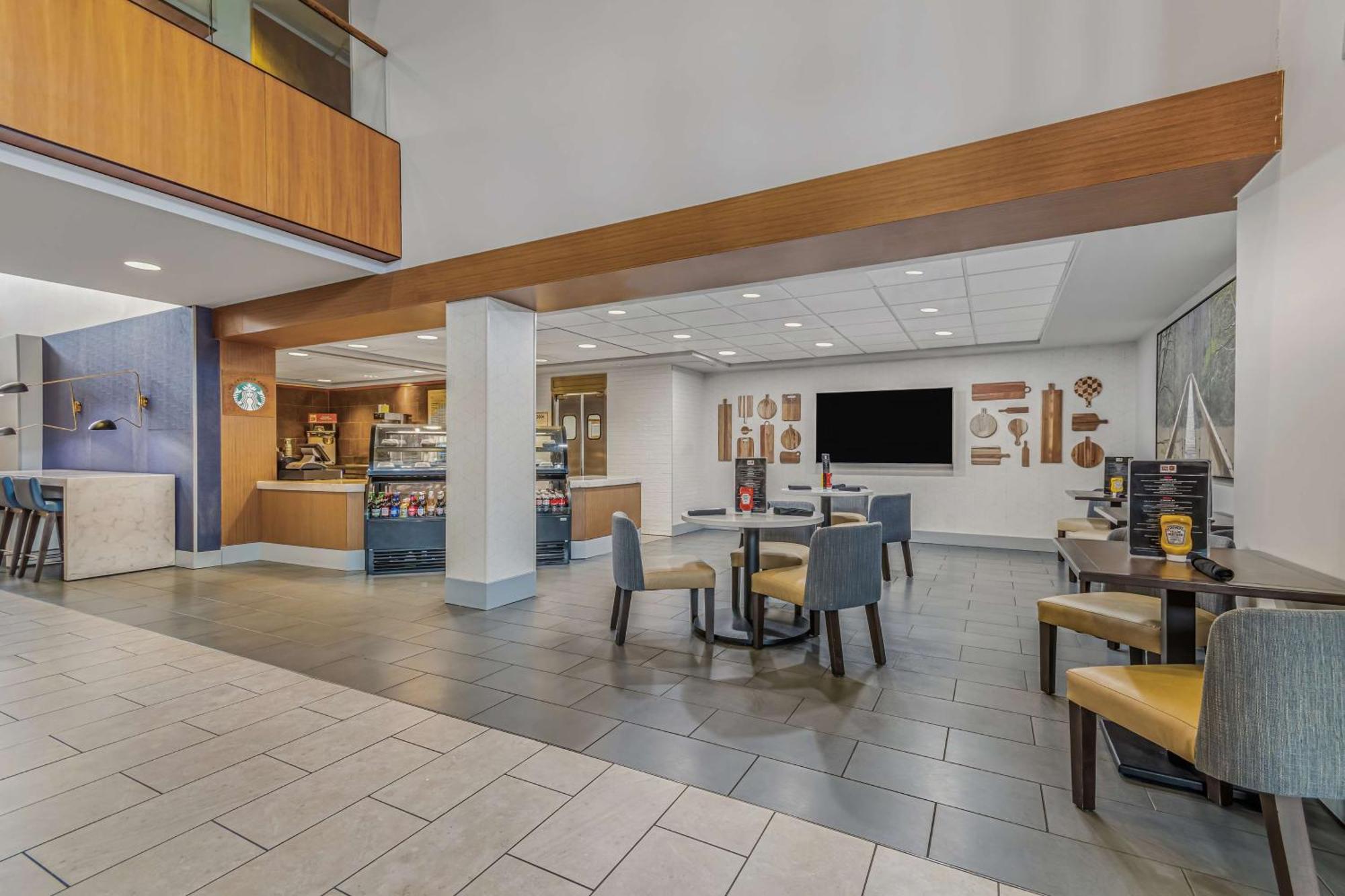 Embassy Suites By Hilton Detroit Metro Airport Romulus Bagian luar foto